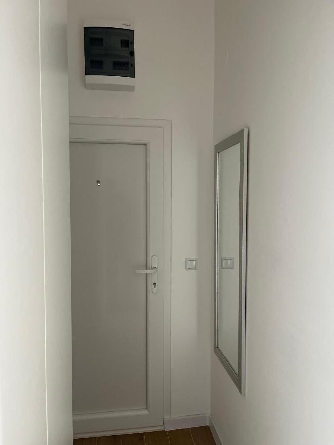 Studio Apartman Mia Жупаня Екстериор снимка
